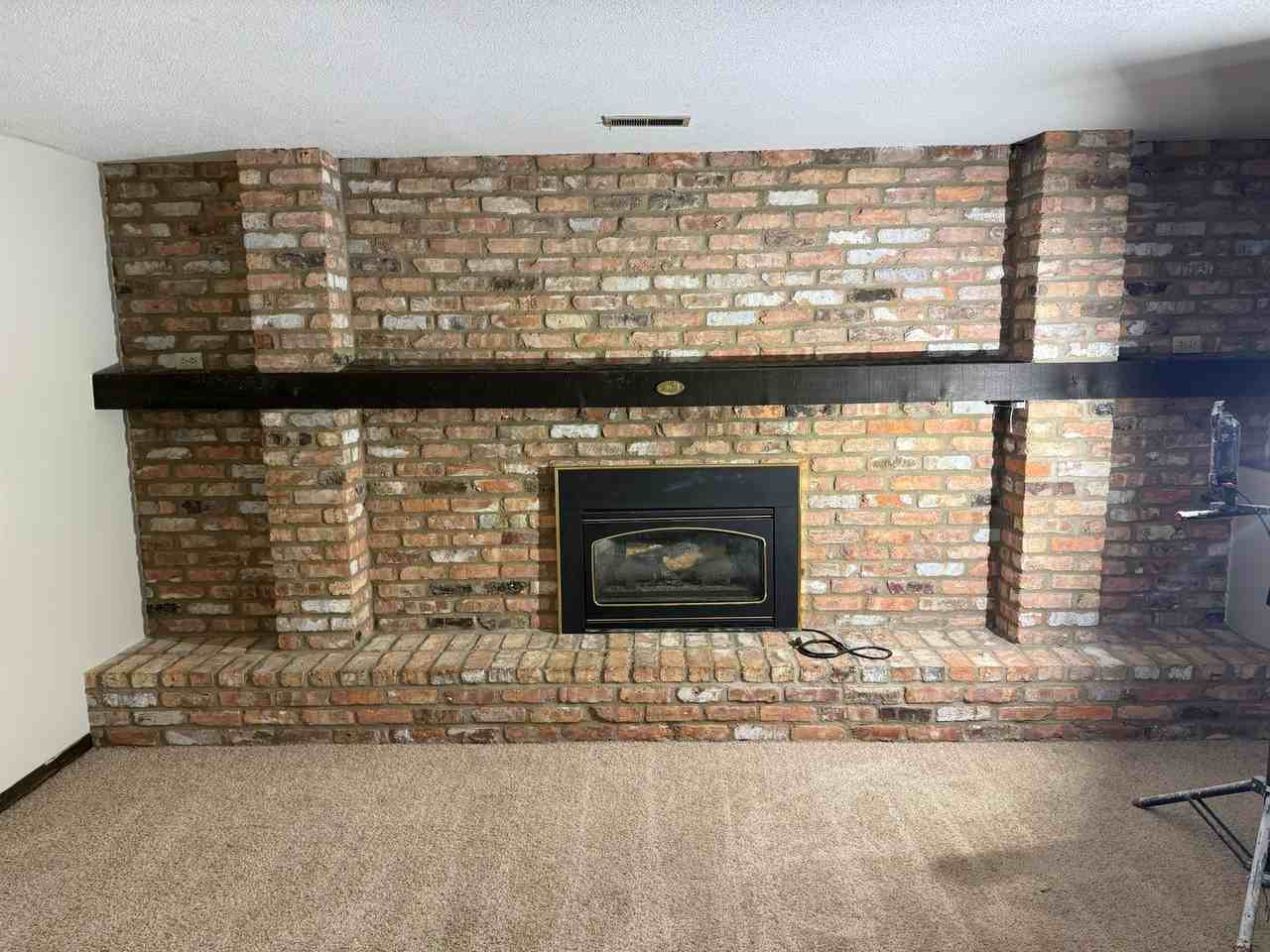 8201 W Park Hills Dr - Photo 6 of 11