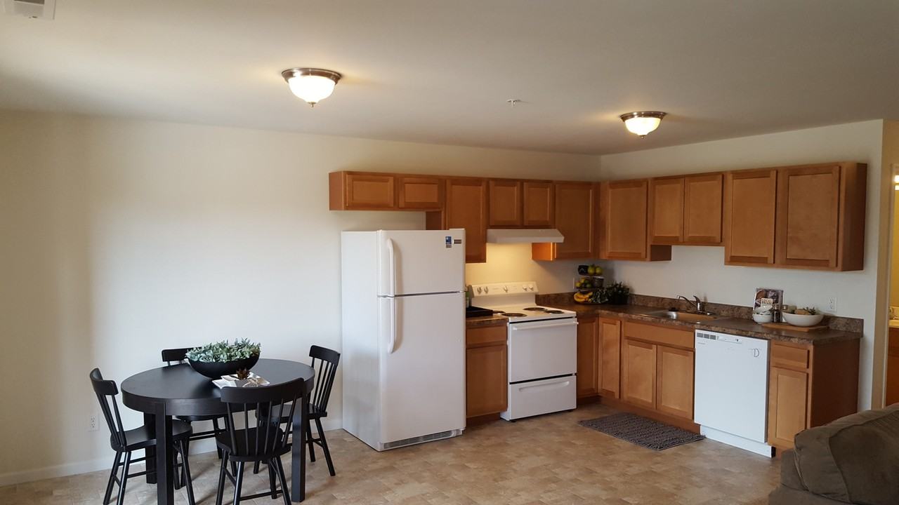Quail Run Apartments and Townhomes - Photo 5 of 13