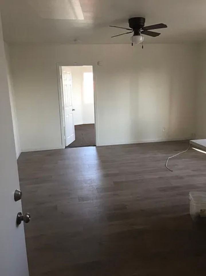 632 E Vernon Ave - Photo 7 of 8