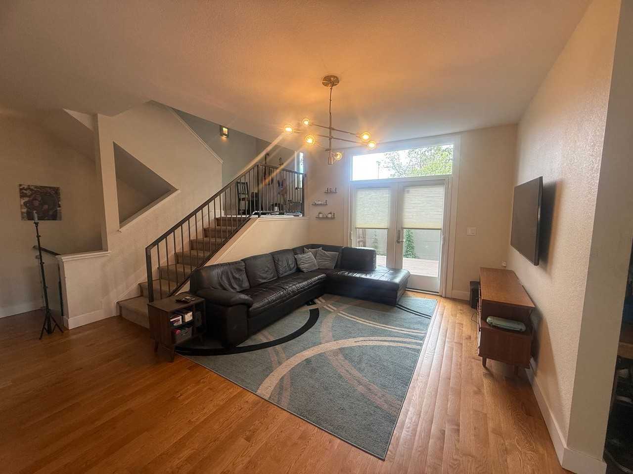3926 Yates St - Photo 7 of 28