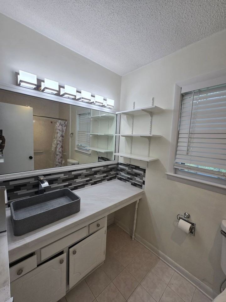 5247 Brownwood Ct - Photo 4 of 7