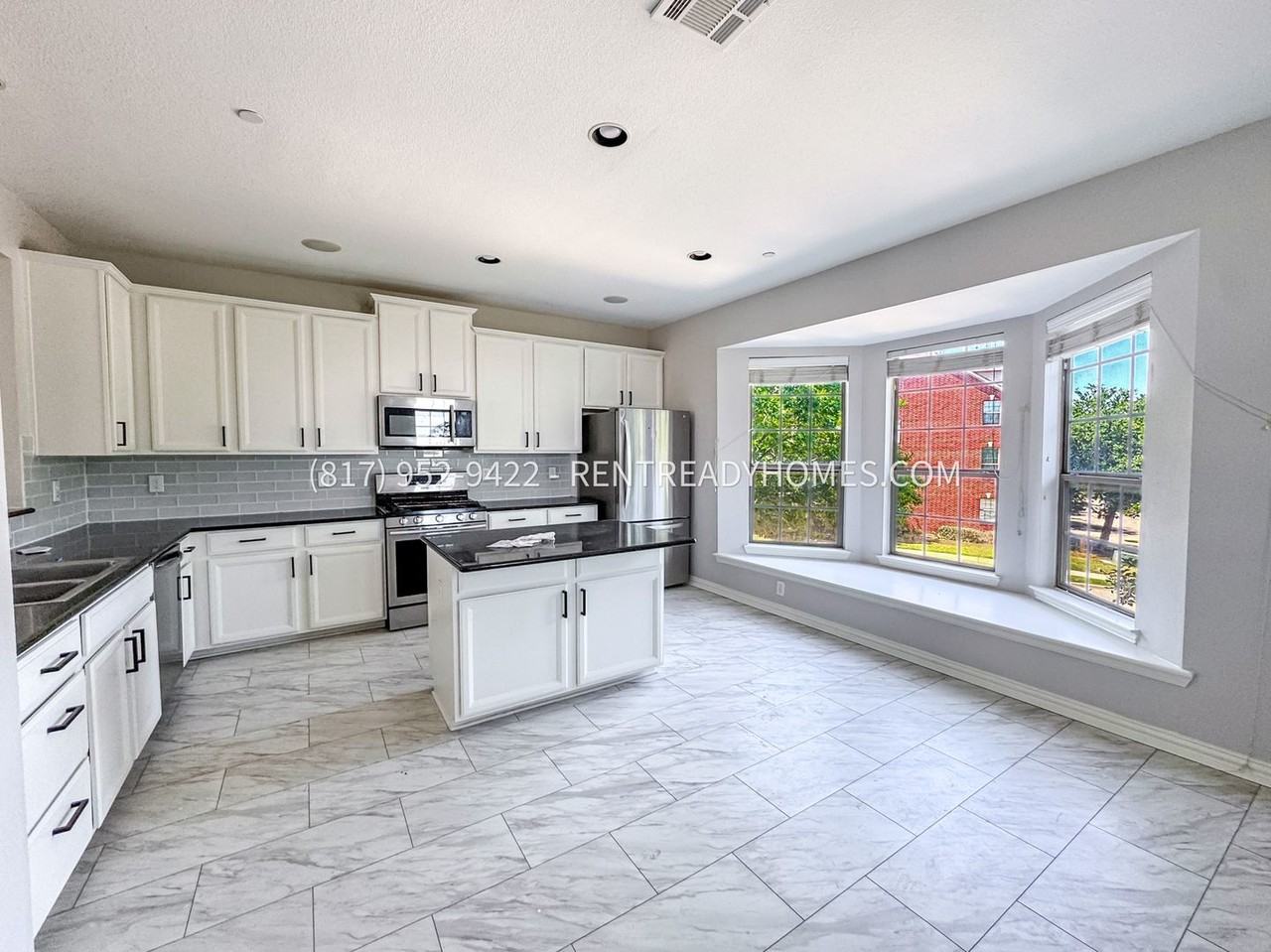 1495 Chase Ln - Photo 4 of 11