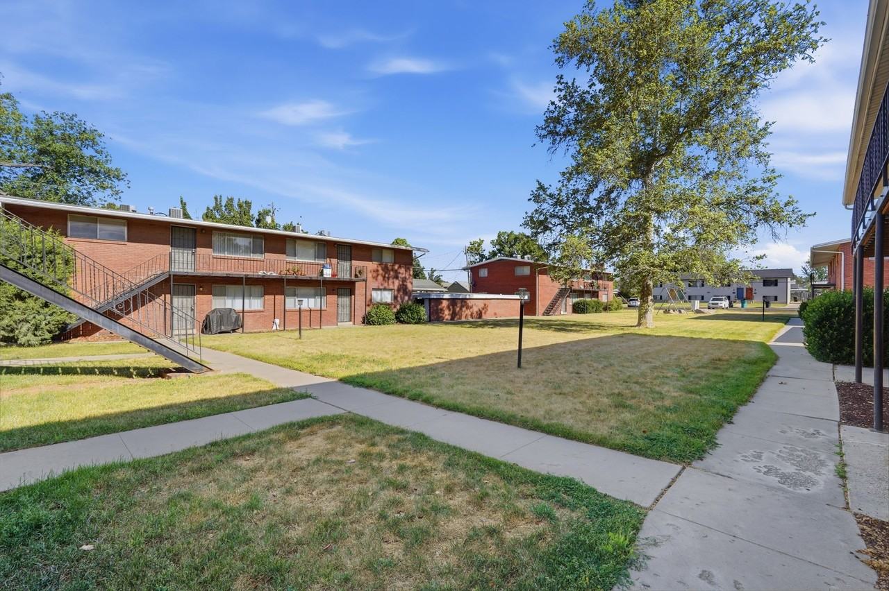 Clearfield Apartments - Photo 4 of 9