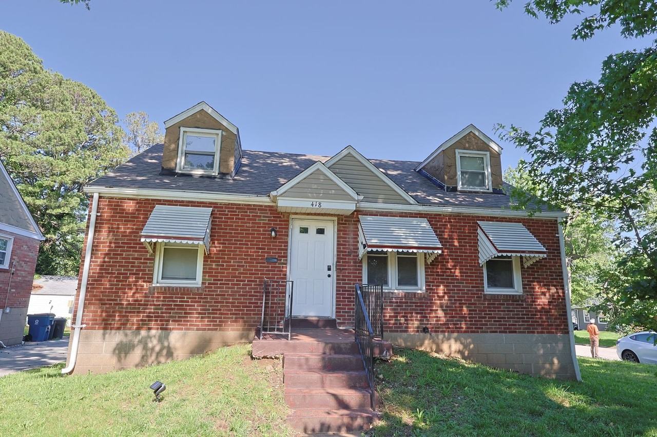418 N Dade Ave - Photo 2 of 33