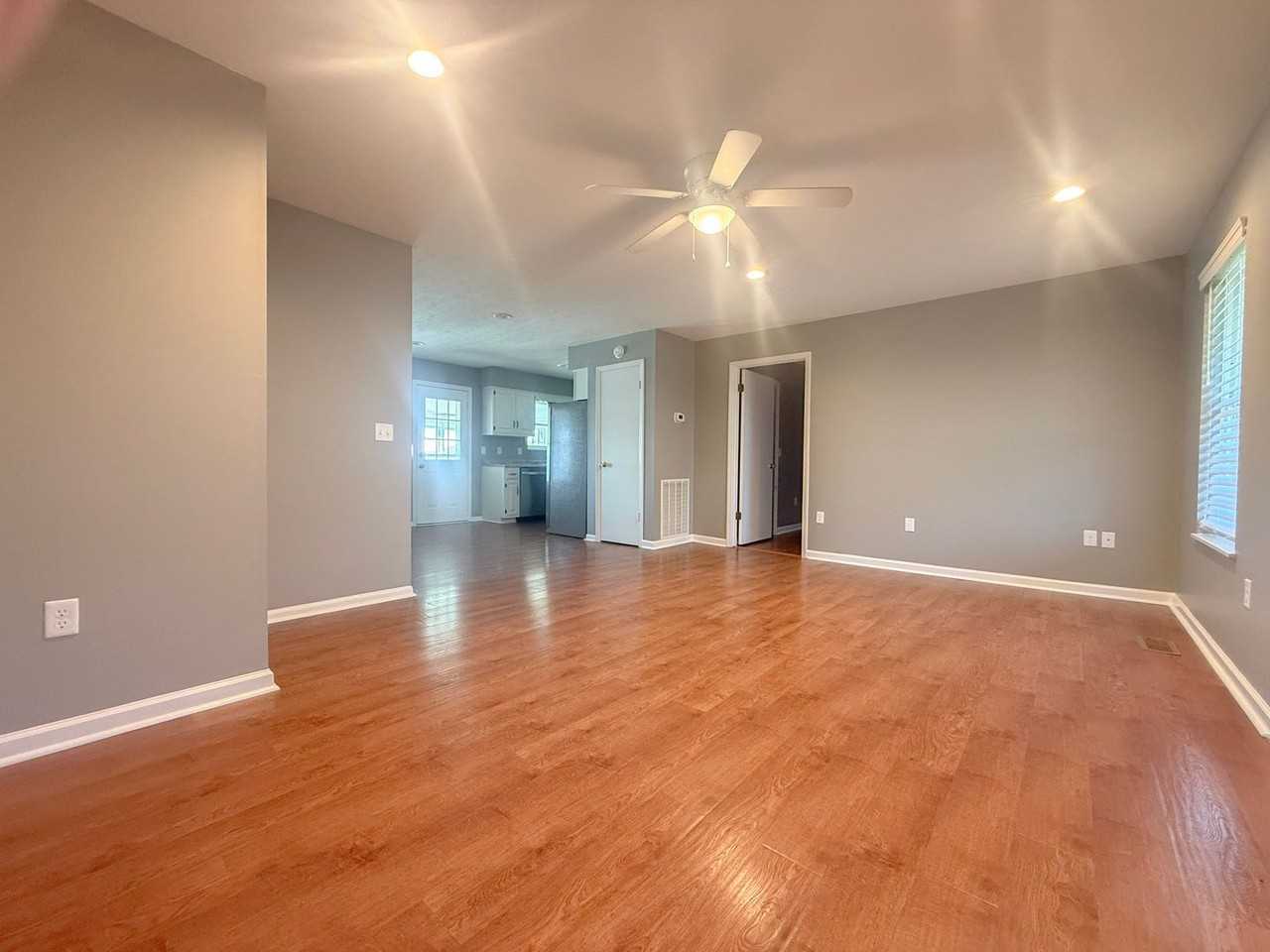 3639 Cumby Rd - Photo 2 of 33
