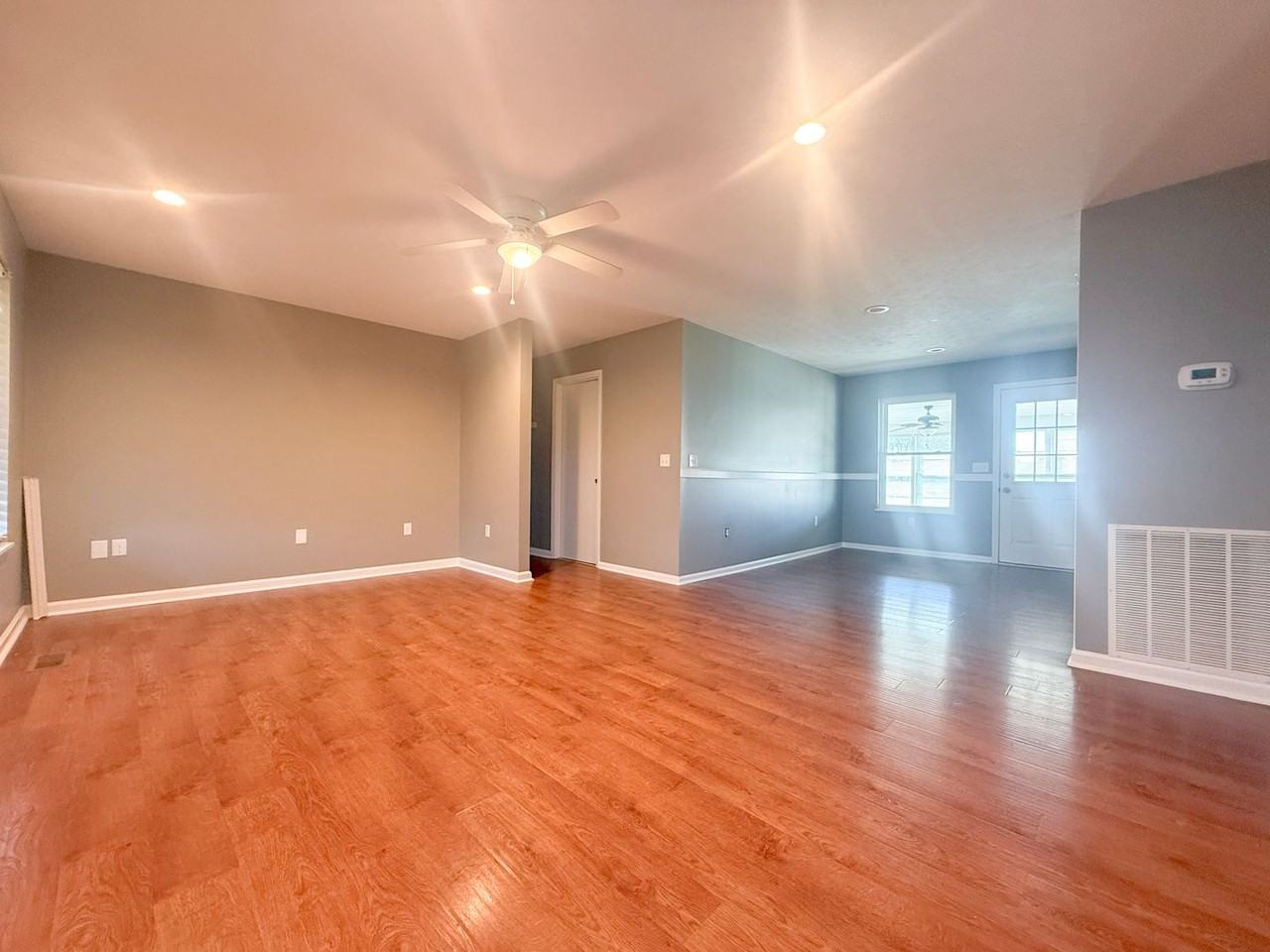 3639 Cumby Rd - Photo 4 of 33