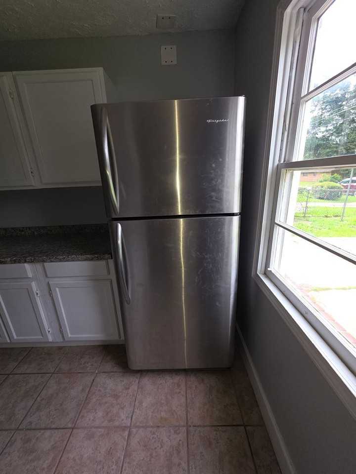 3503 Ruben St - Photo 5 of 16