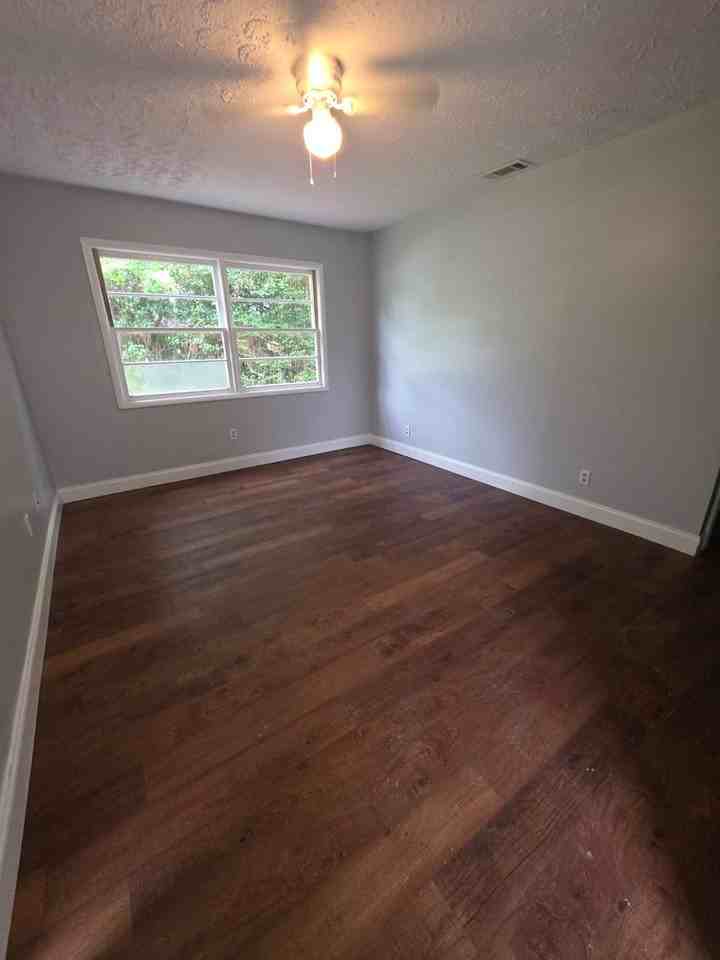 3503 Ruben St - Photo 7 of 14