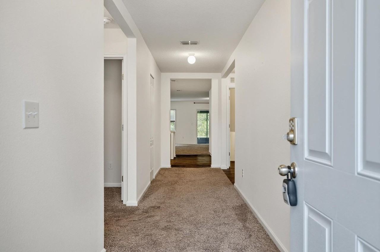 13 Sand Wedge Ln - Photo 5 of 50