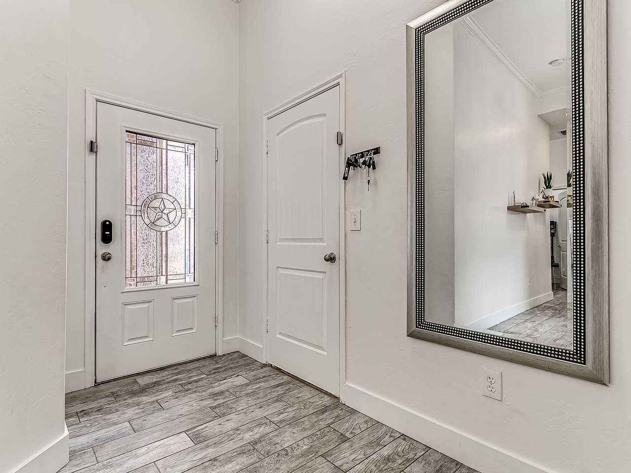 3320 Nw 176th St - Photo 2 of 32