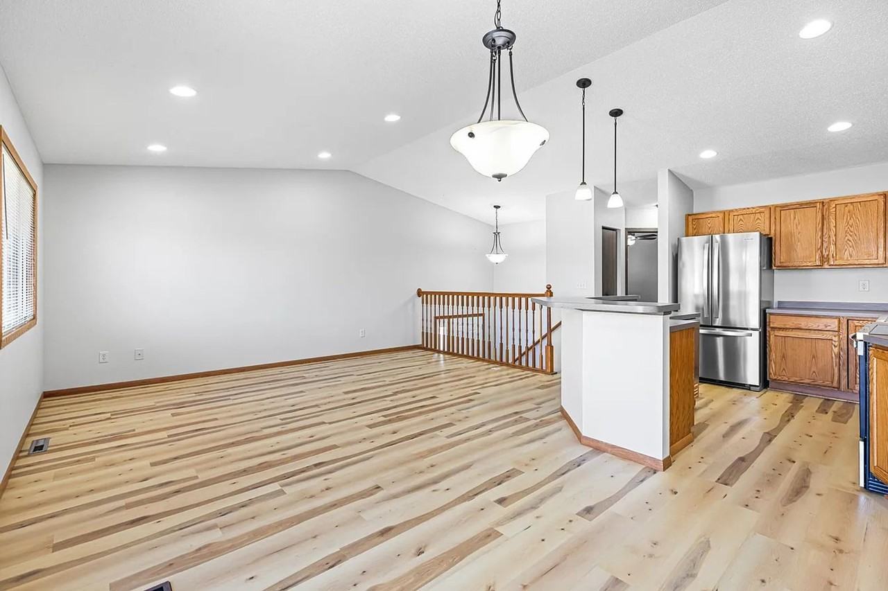 5263 50th Ave S - Photo 3 of 12