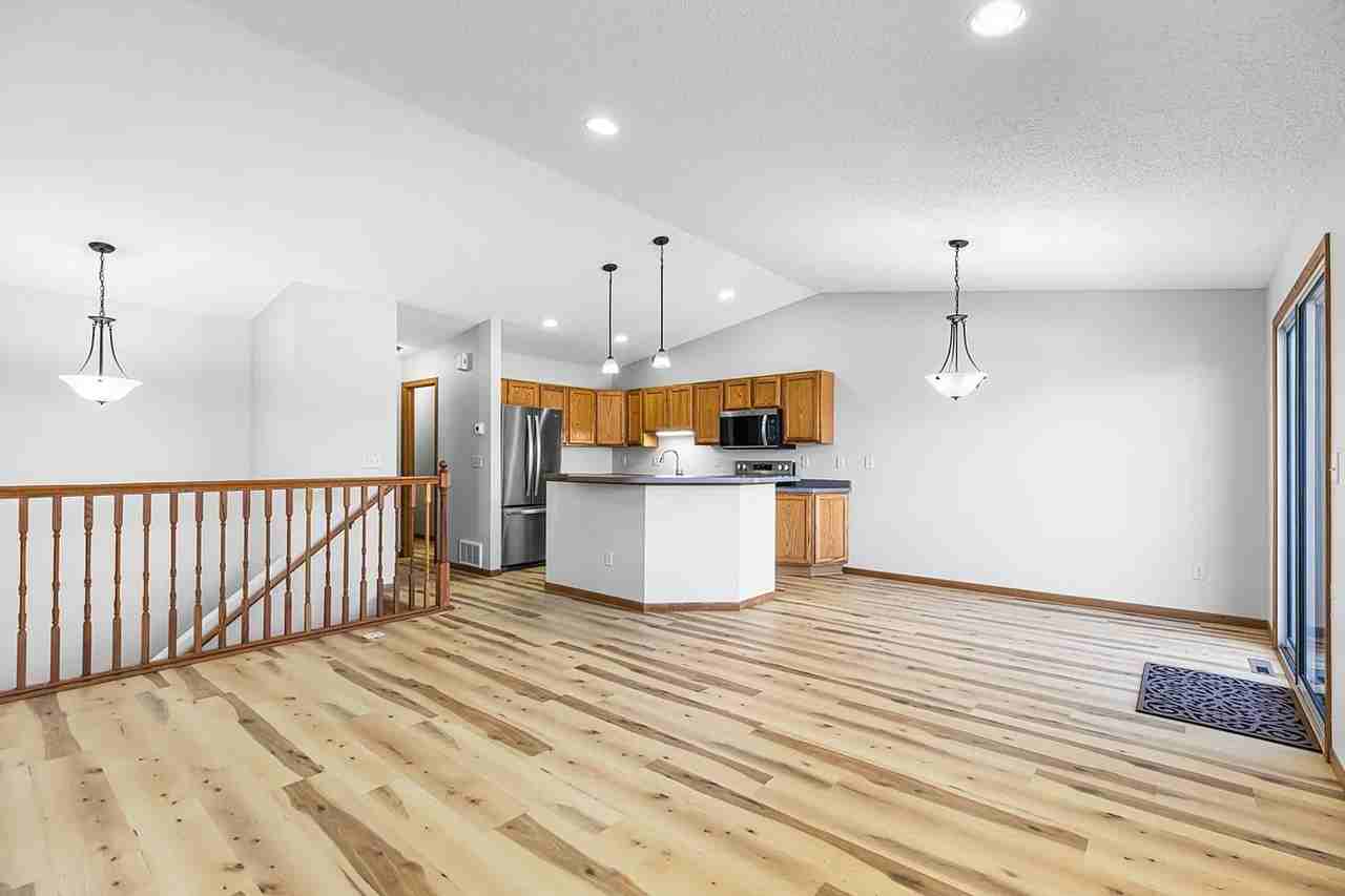 5263 50th Ave S - Photo 4 of 12