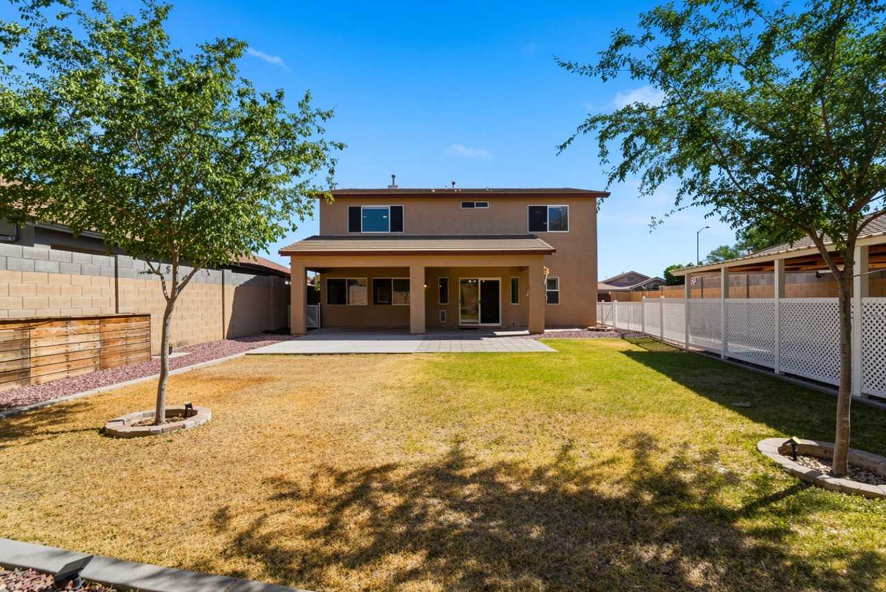 8382 W Mary Ann Dr - Photo 2 of 50