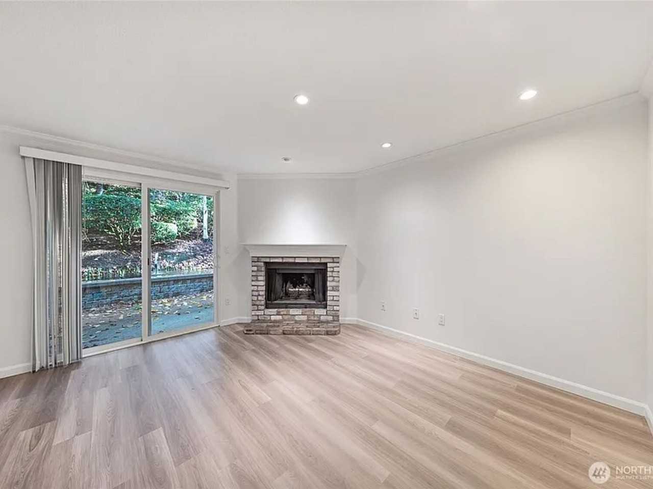 10026 Ne 127th Pl #D117 - Photo 6 of 17