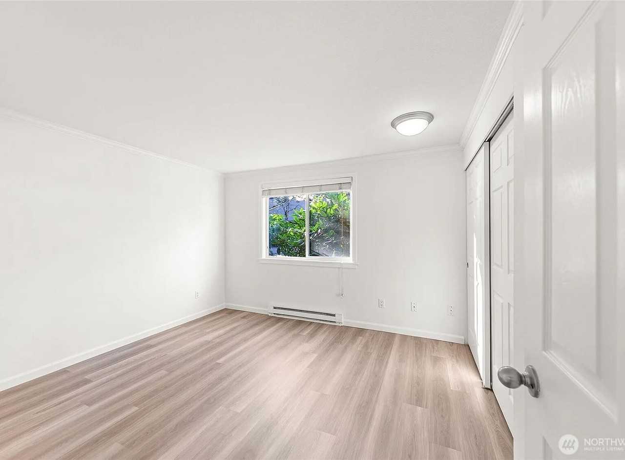 10026 Ne 127th Pl #D117 - Photo 7 of 17