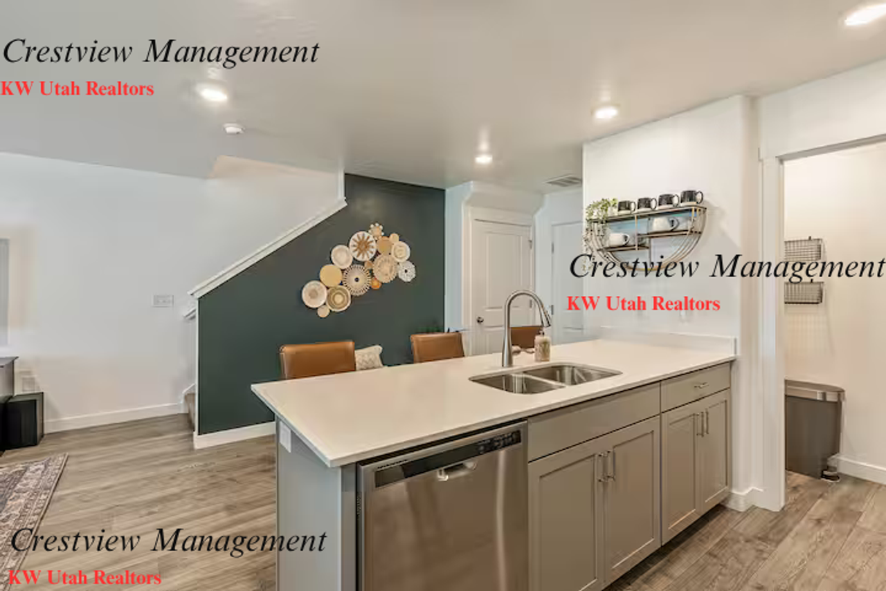 2803 N Airmen Ave - Photo 5 of 20