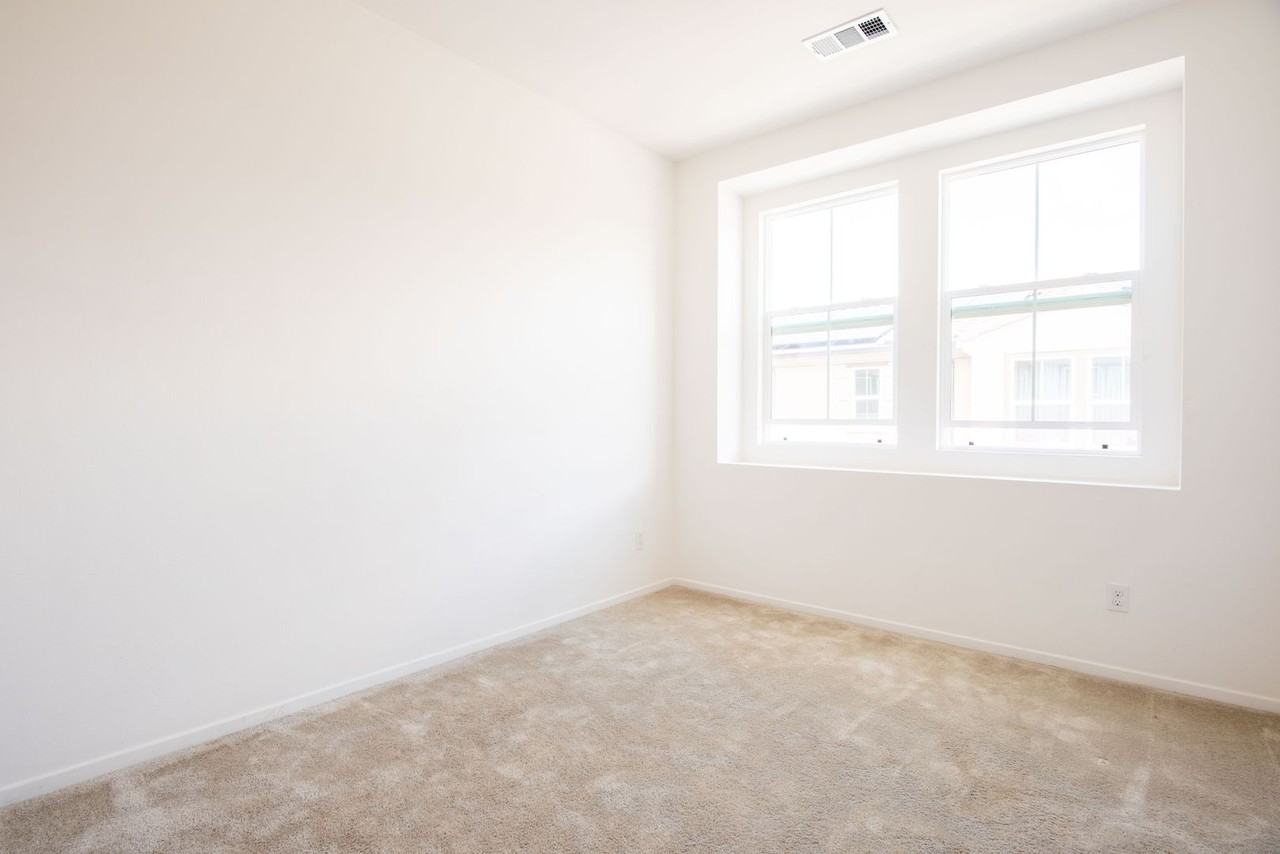 516 516 Avienda Centro #106 - Photo 7 of 26