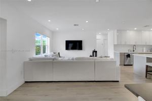featured image of 18361 Ne 20th Pl #0
