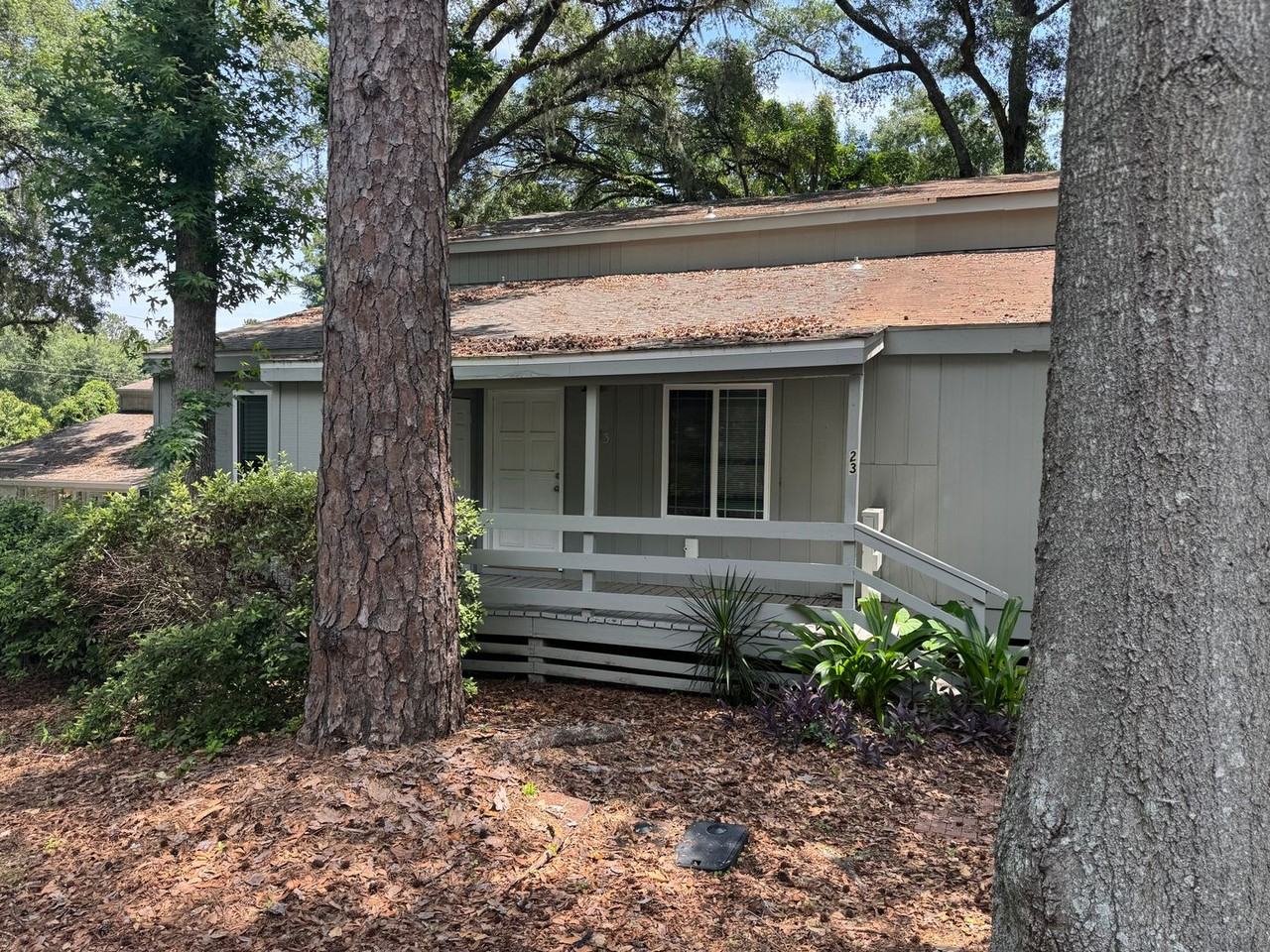 1012 Sharer Ct - Photo 2 of 12