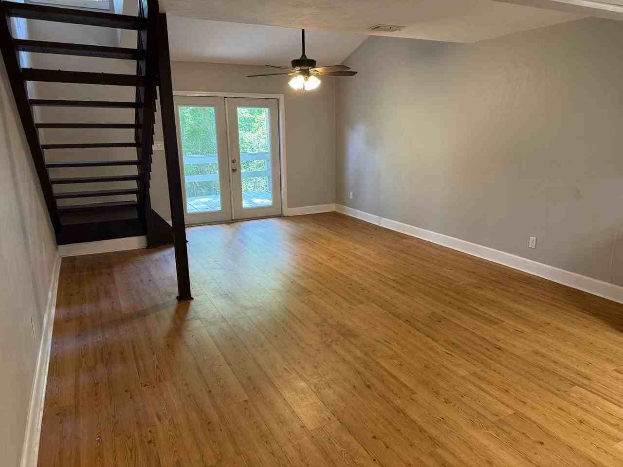 1012 Sharer Ct - Photo 4 of 12