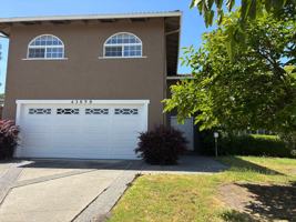 featured image of 43090 Scofield Ct