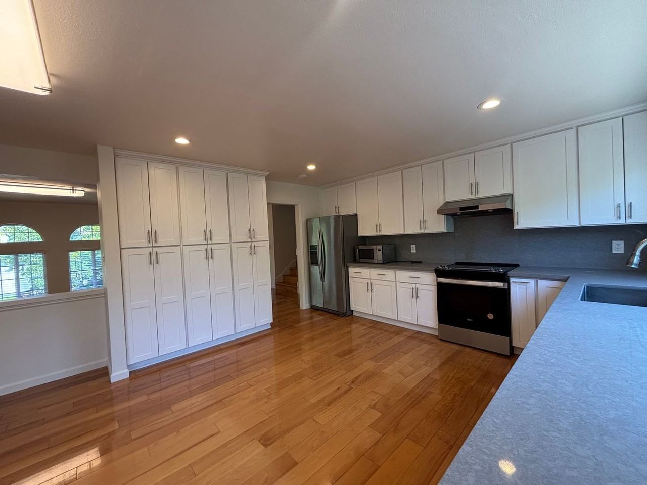 43090 Scofield Ct - Photo 7 of 25