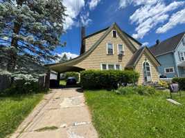 featured image of 163 Ackley Ave