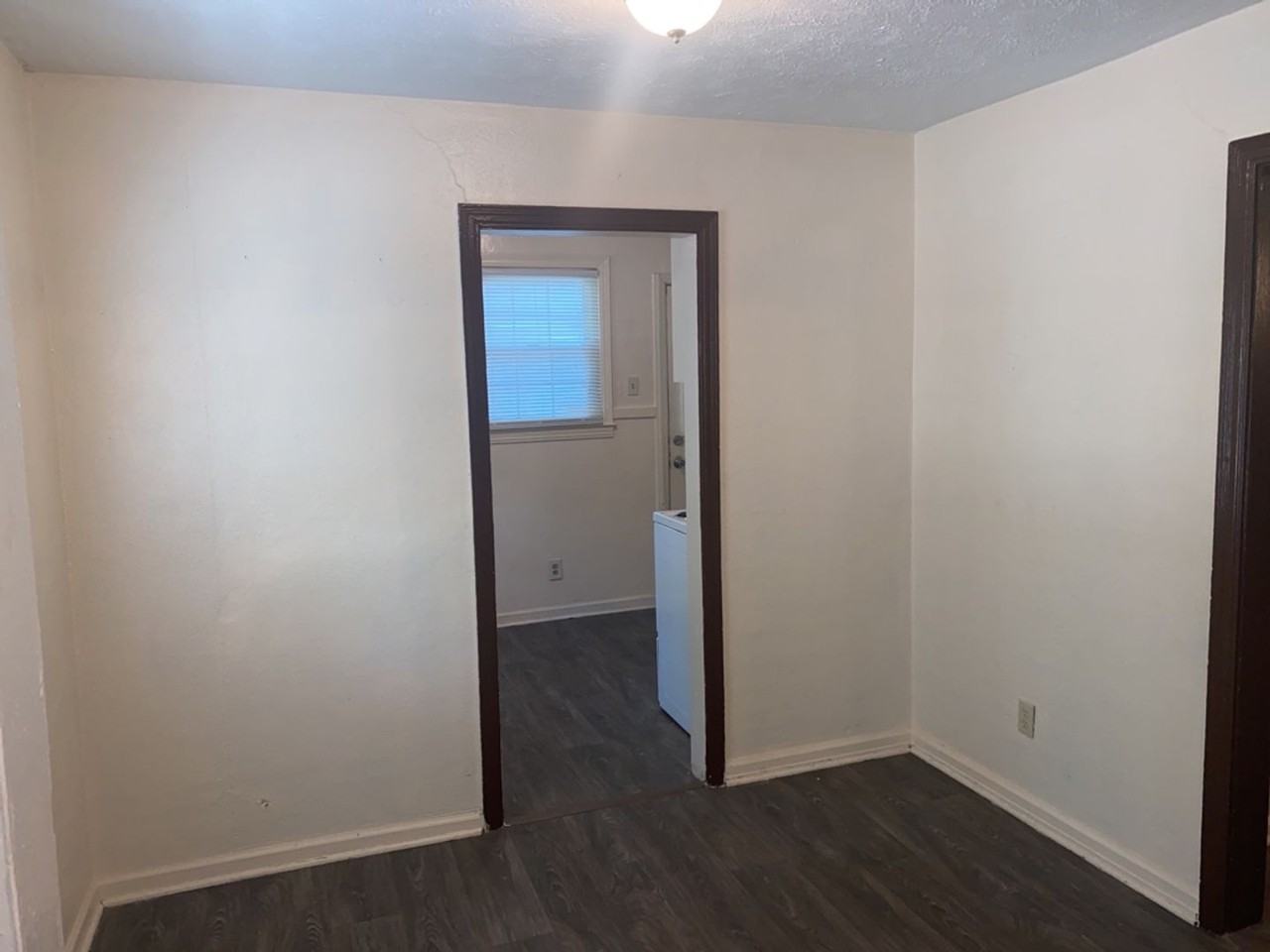 2354 Banks Ave - Photo 7 of 12