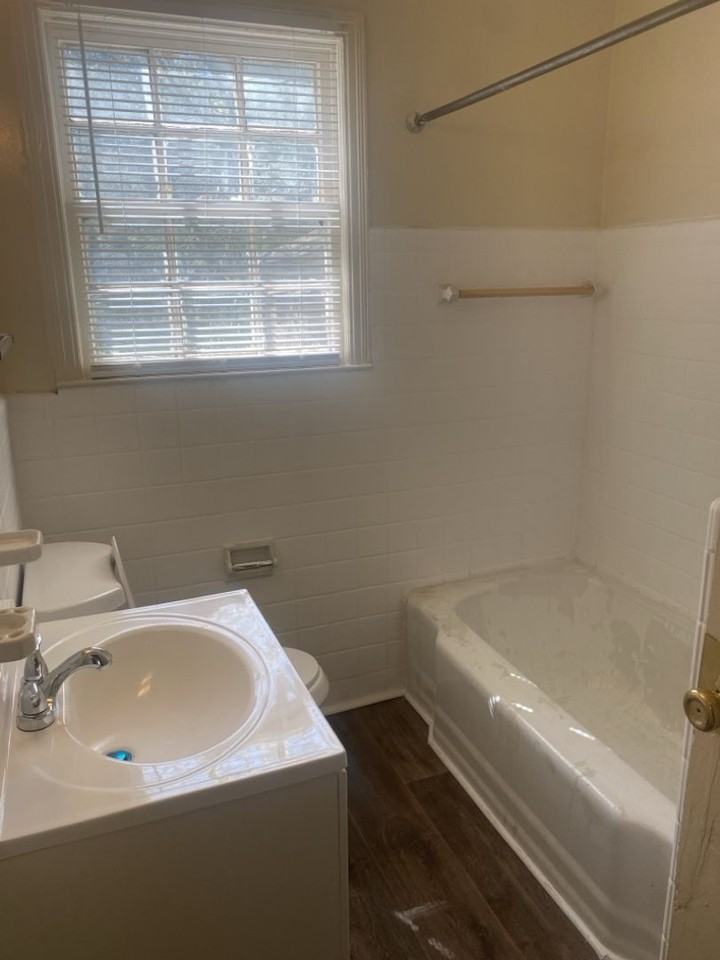 3122 Meade St - Photo 5 of 8