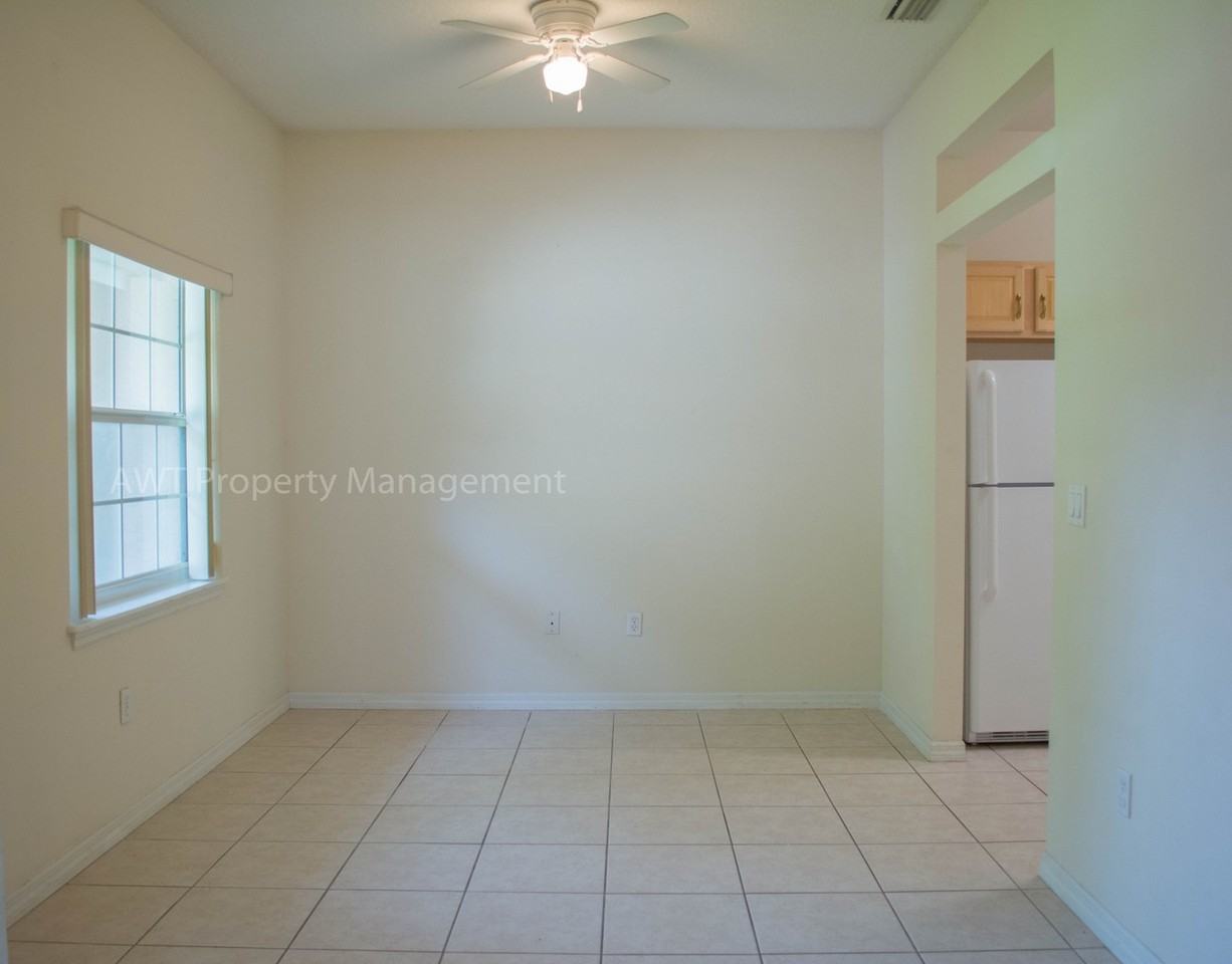 90A Farmsworth Dr - Photo 2 of 14