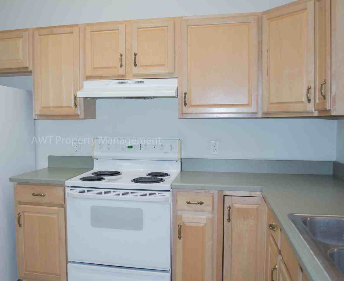 90A Farmsworth Dr - Photo 6 of 14