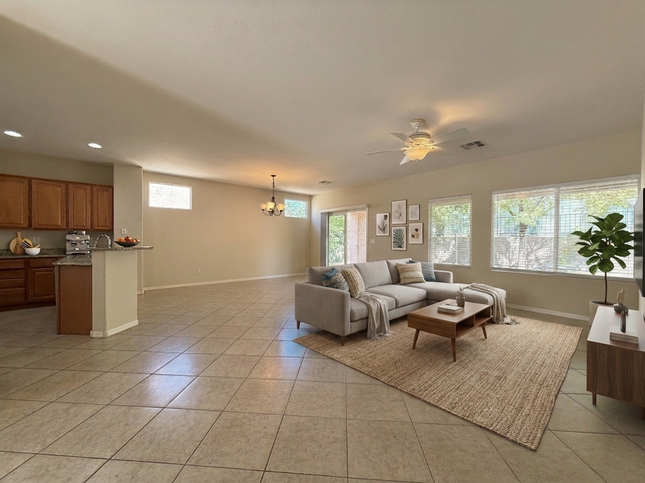 2240 Shadow Canyon Dr - Photo 5 of 36