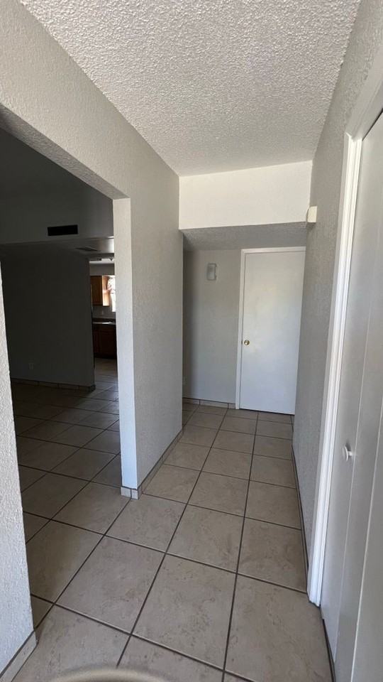1355 Roosevelt St - Photo 4 of 20