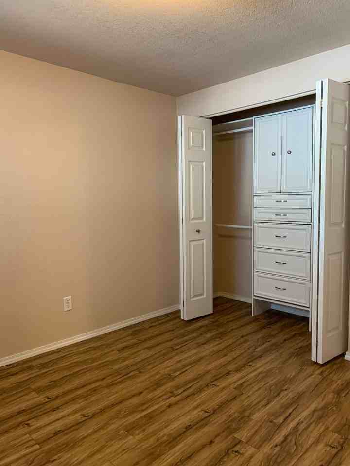 2068 S Colorado Ave - Photo 6 of 9