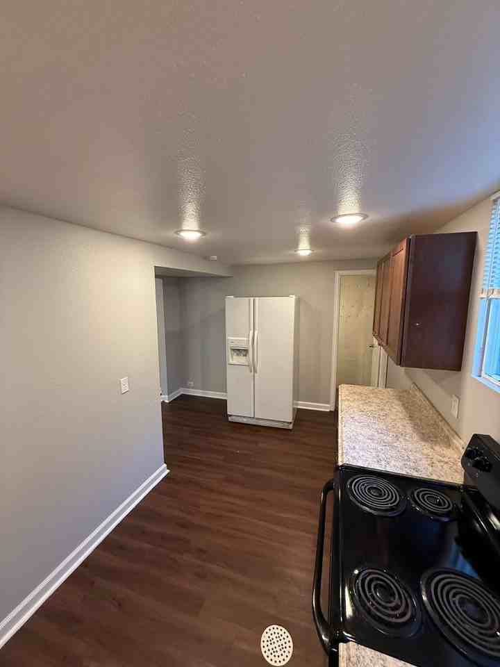 4140 W Ellsworth Ave - Photo 6 of 15