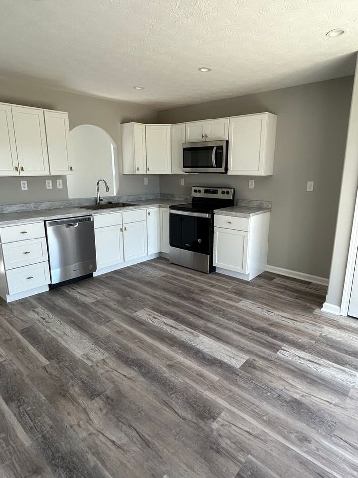 Woodland Park Single Family Homes - Photo 3 of 7