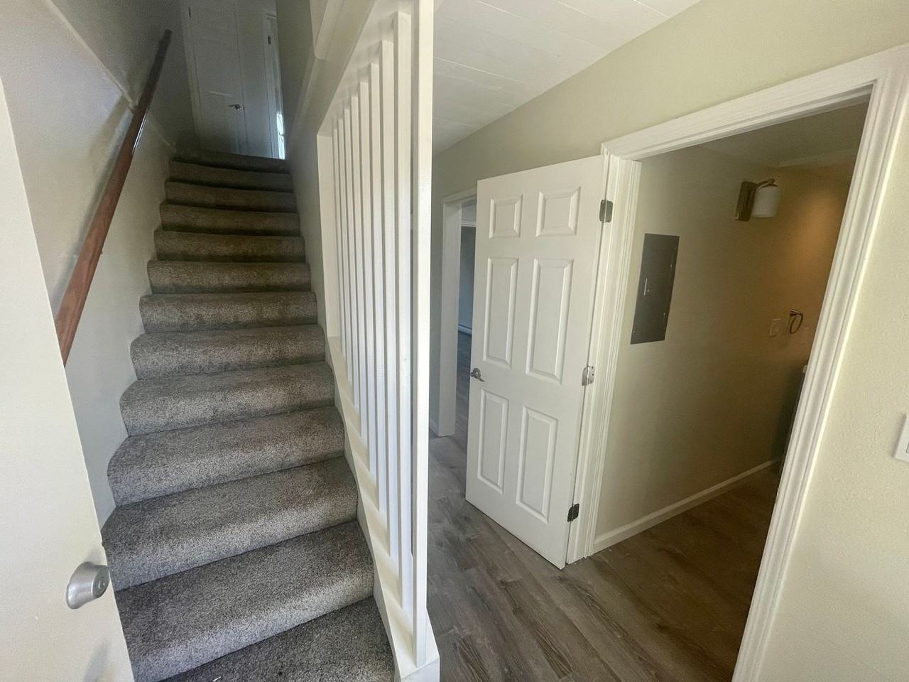 345 - 190 Adler Ave - Photo 4 of 26
