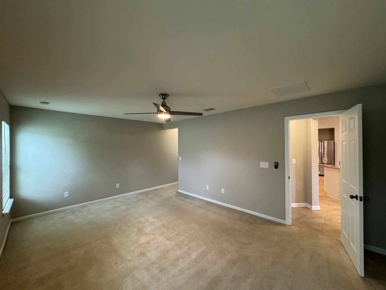 604 Champion Ridge Dr - Photo 7 of 21