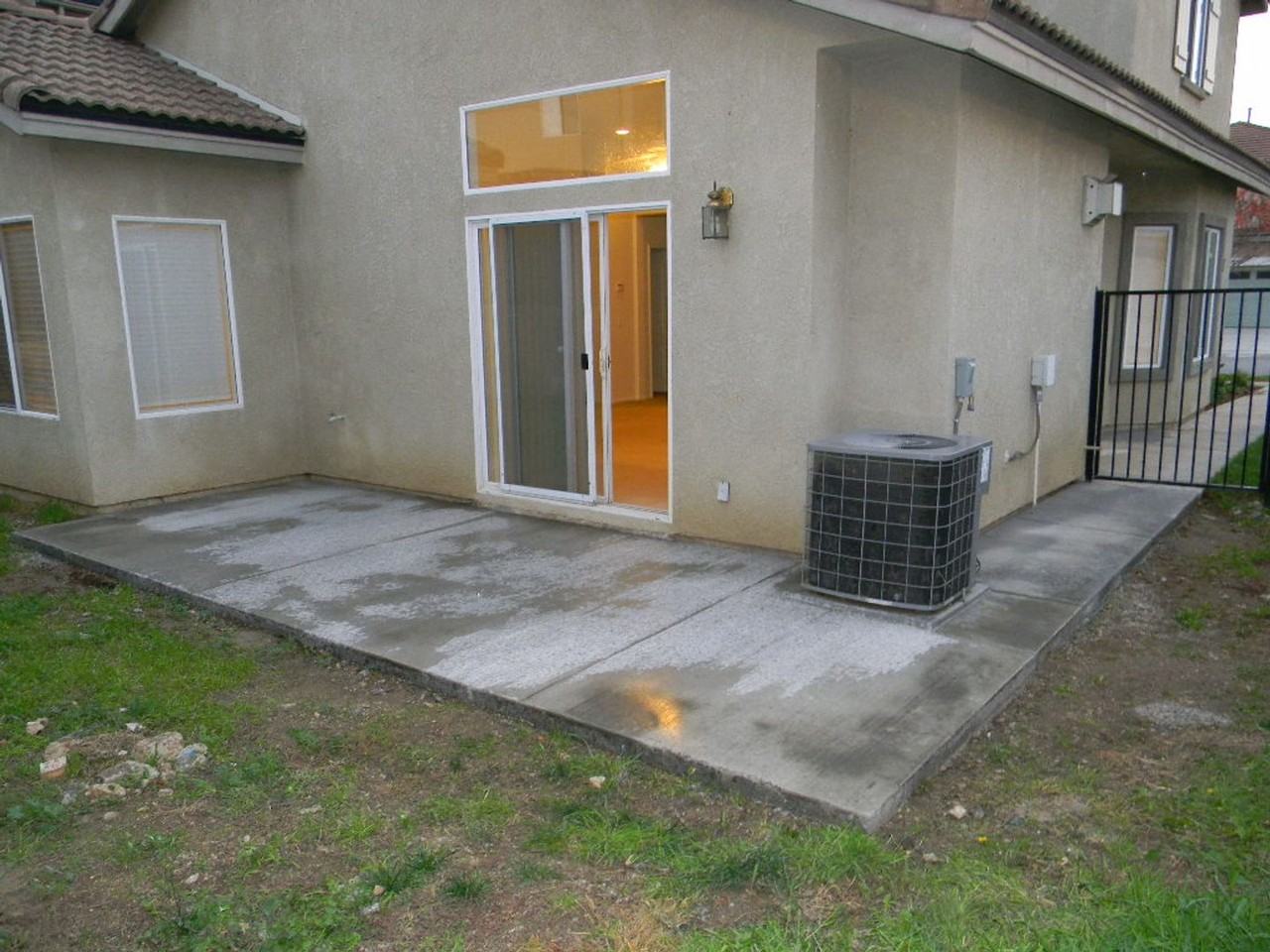 1479 Cottonwood St - Photo 5 of 5