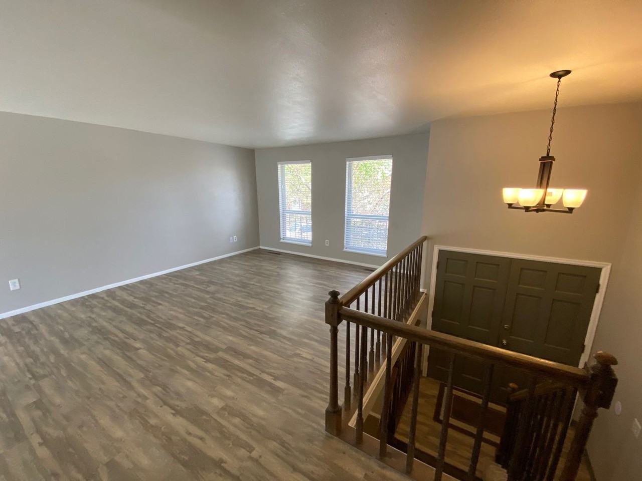 5609 Little Nell Ct - Photo 4 of 17