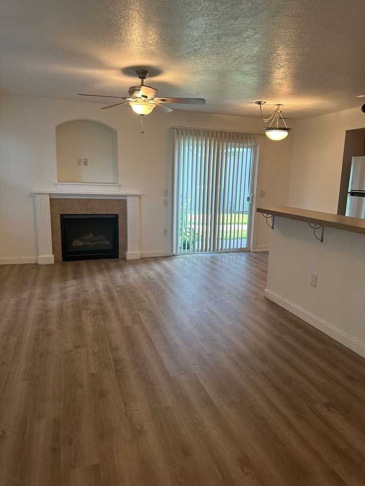 8955 W Candleston Ln - Photo 3 of 50