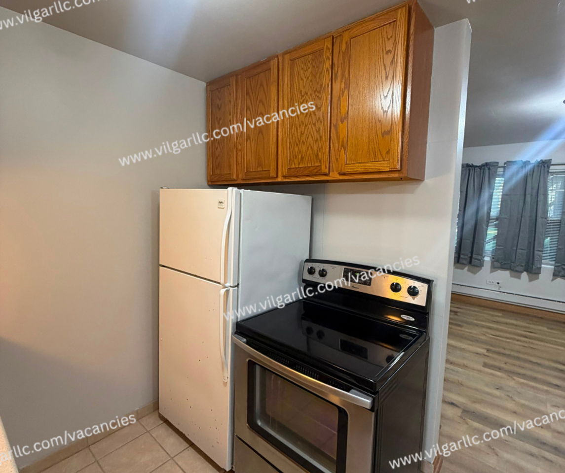 8841 Schneider Ave - Photo 2 of 18