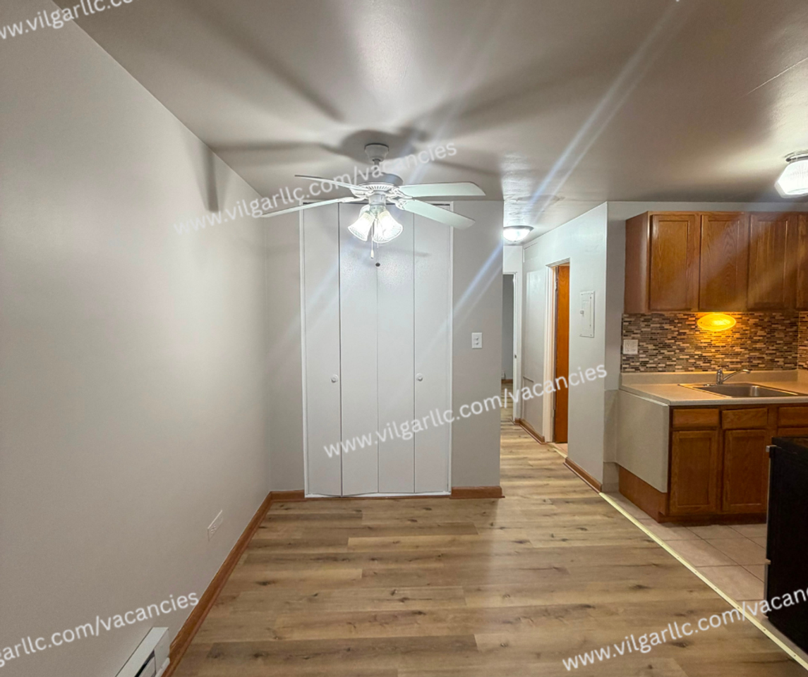8841 Schneider Ave - Photo 5 of 18