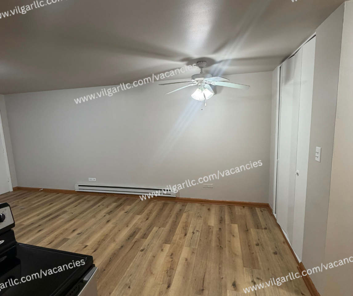 8841 Schneider Ave - Photo 6 of 18
