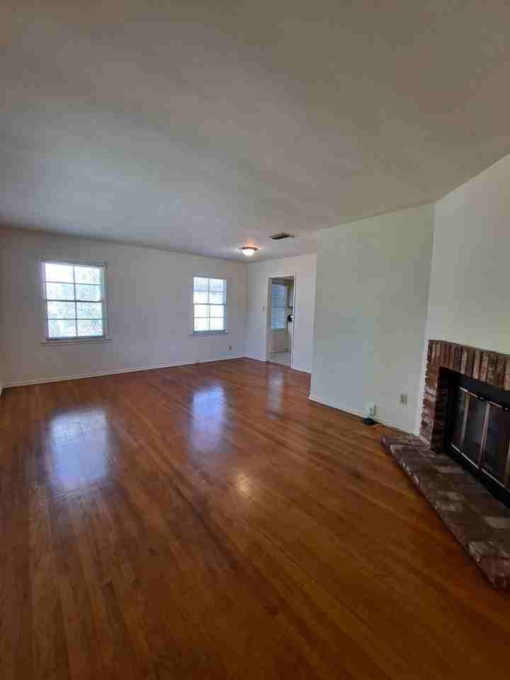 4430 Calhoun Ave - Photo 2 of 14