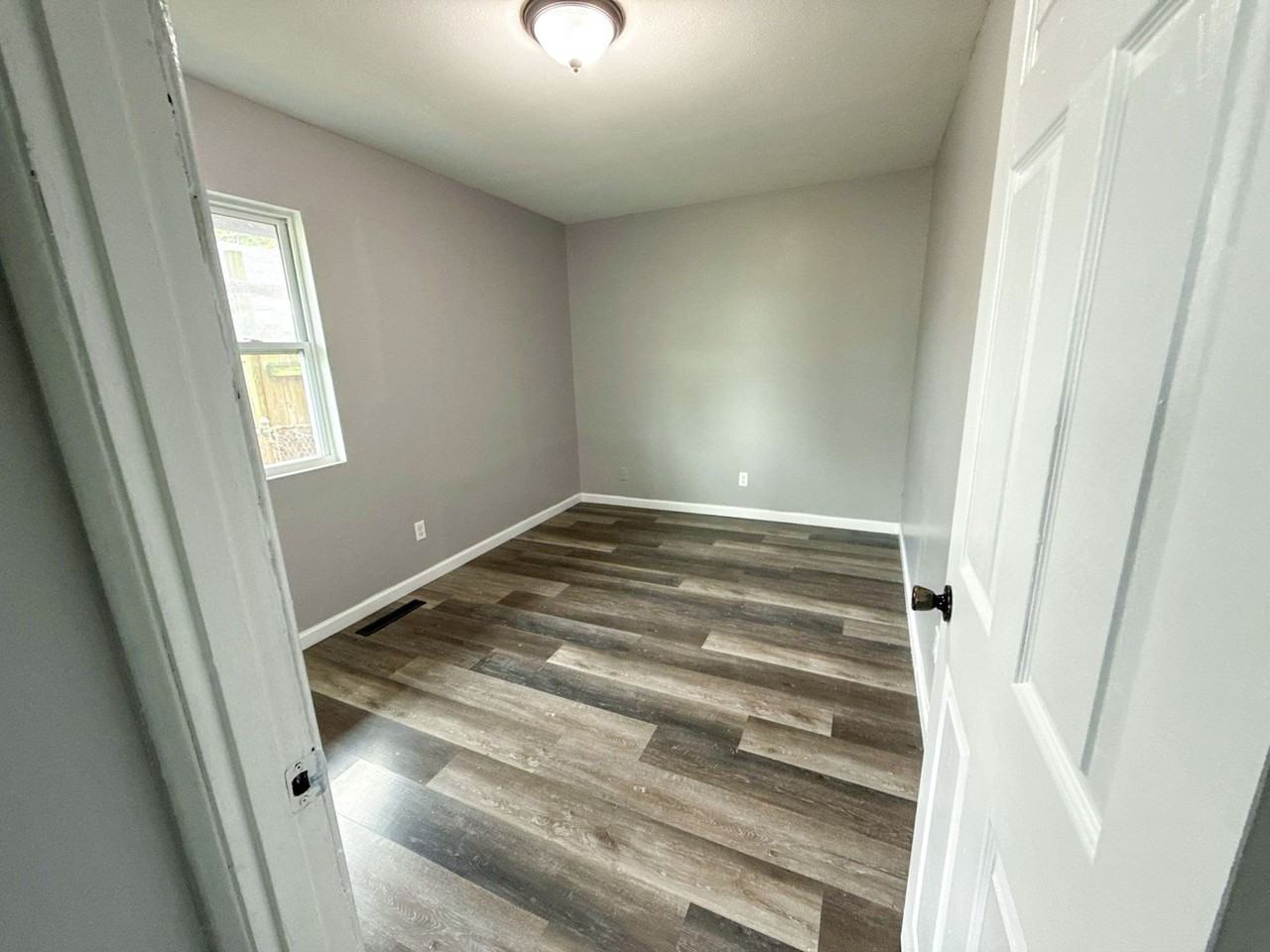 1503 Southfield Dr S - Photo 6 of 8