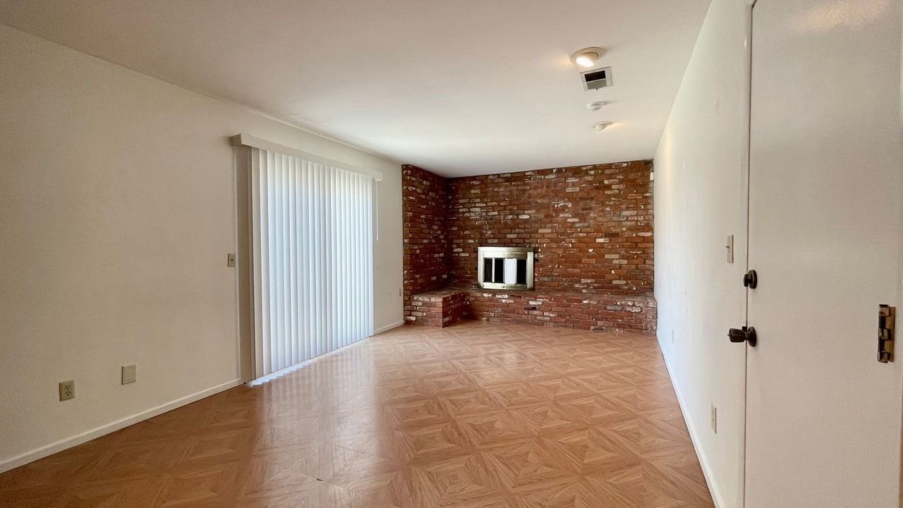 3180 Calle Jazmin - Photo 5 of 20