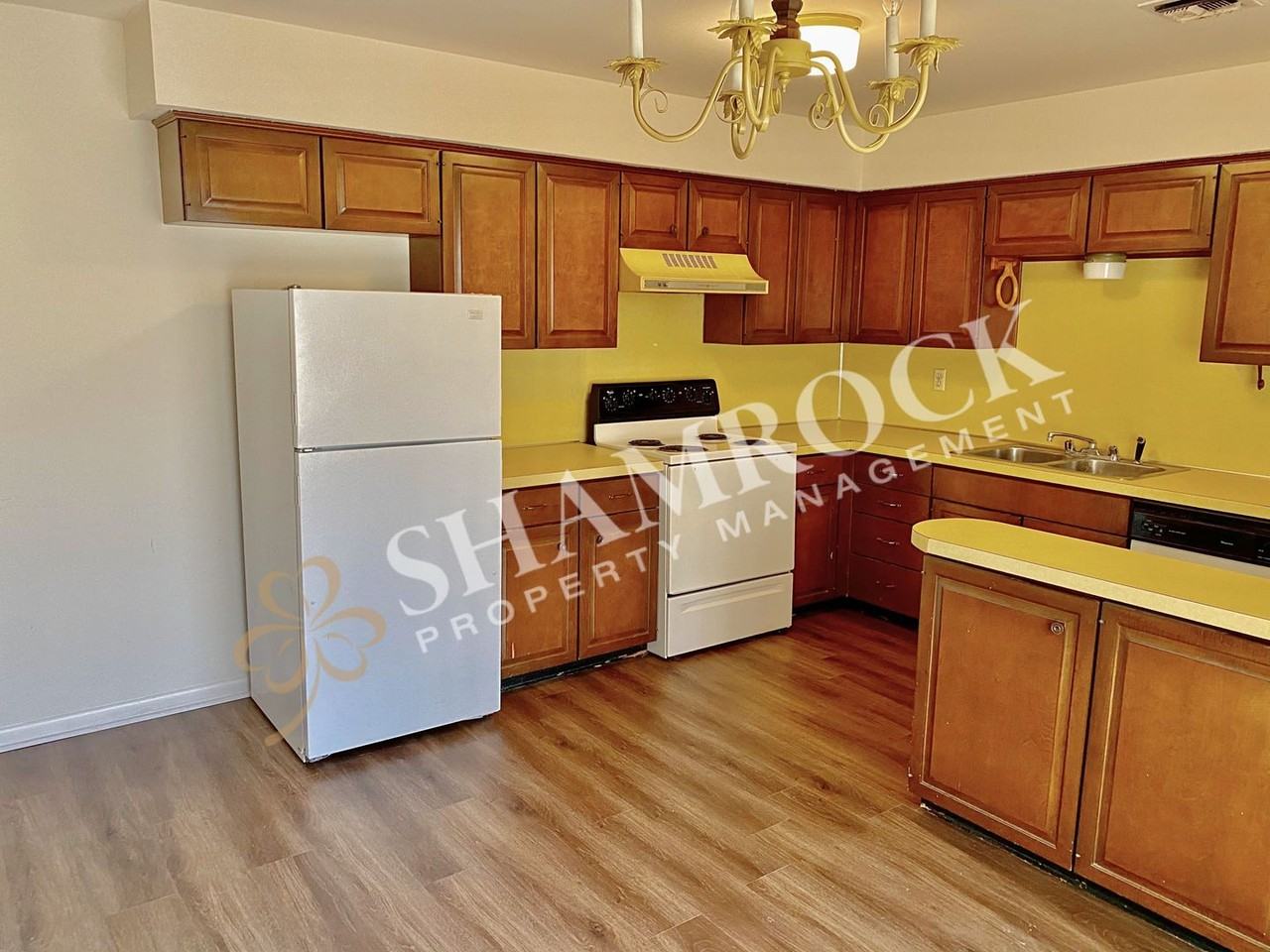 7208 Sanger Ave Apt B - Photo 4 of 8