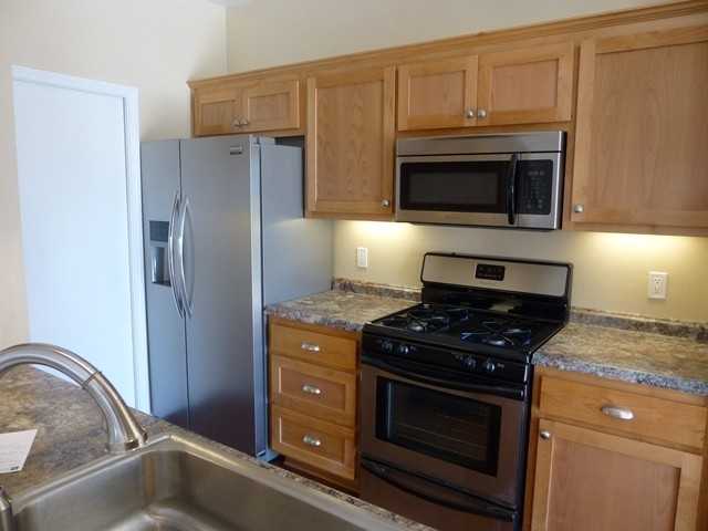 2435 Country Ln - Photo 6 of 20
