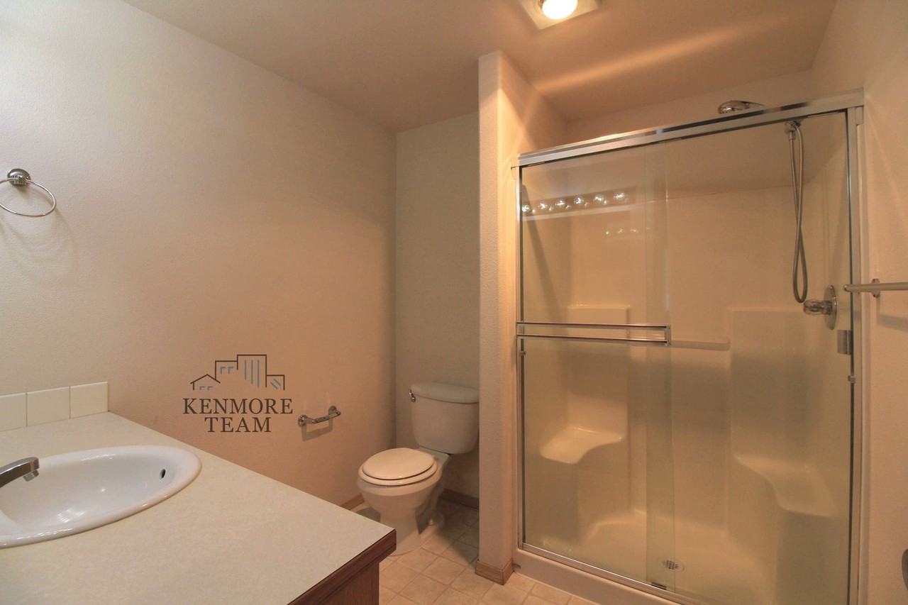 8819 Oliver Dr - Photo 6 of 11
